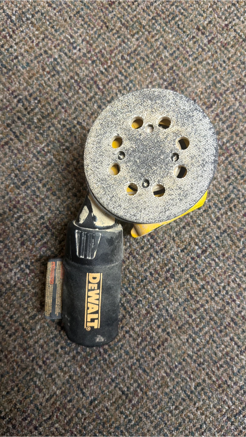 DEWALT XR Orbital Sander 20V - photo 5