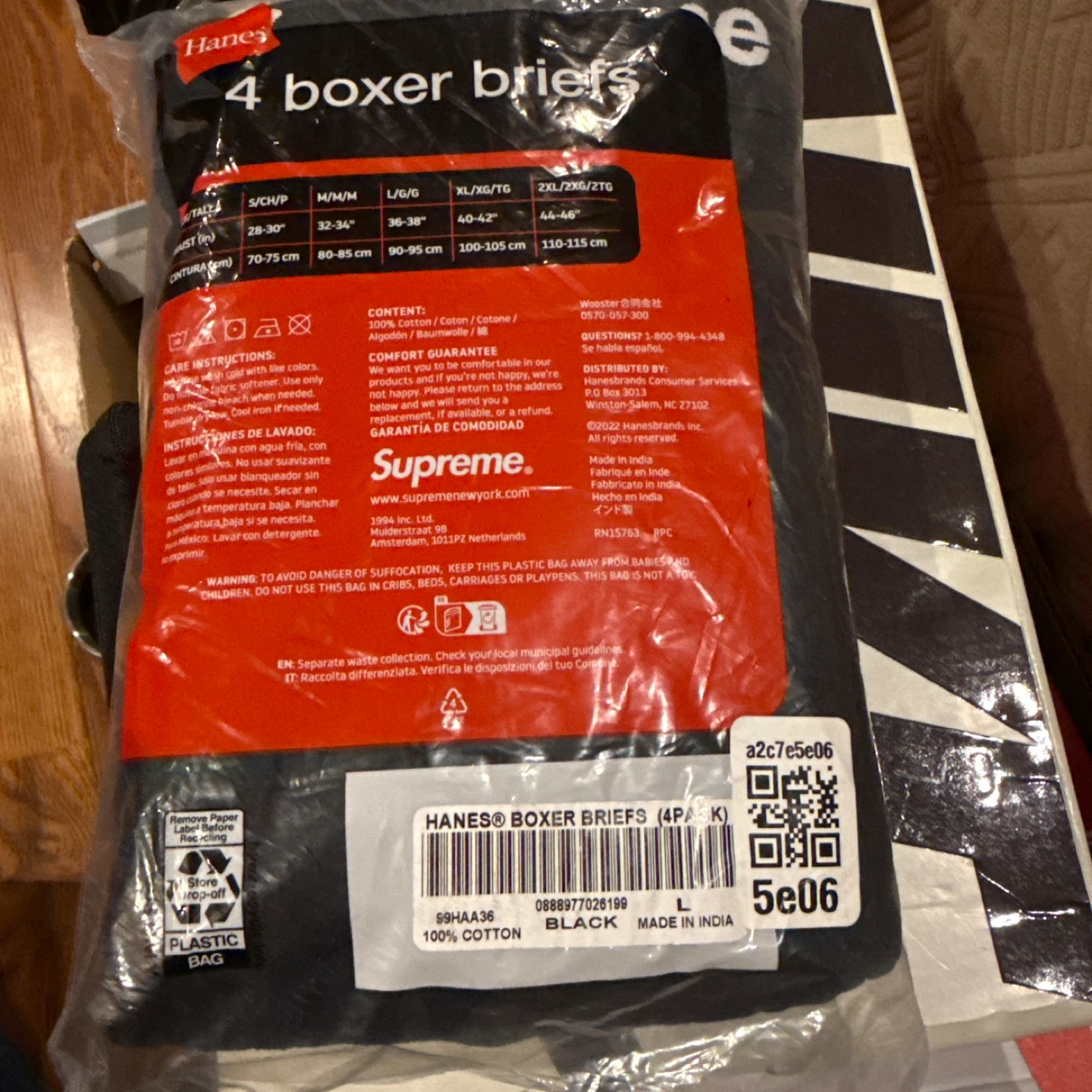 Supreme Hanes 4 Boxer Briefs L/G Black - photo 3