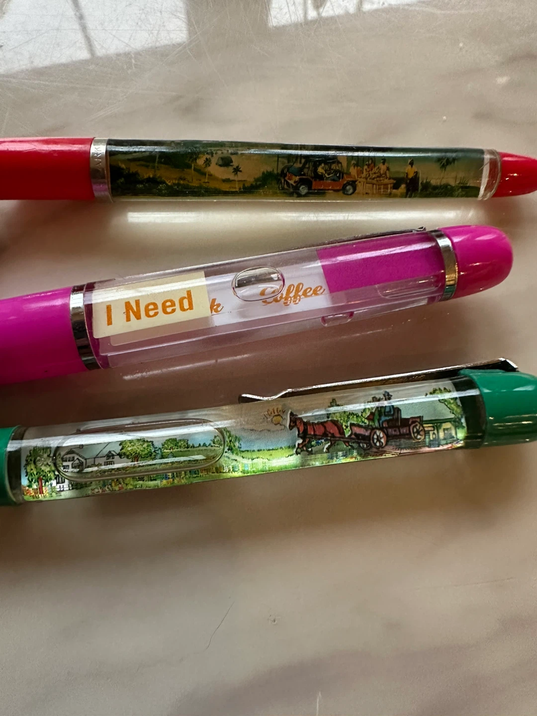 Lot of 2 floating Pens and 1 keychain - photo 4