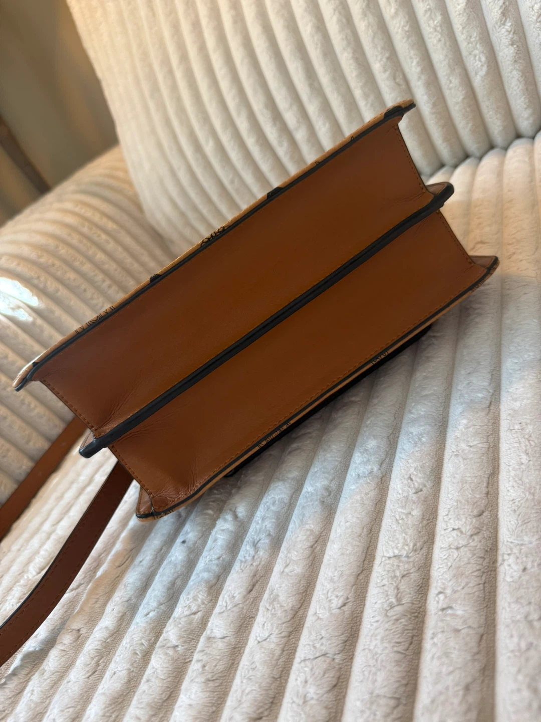 MCM Small Tracy Visetos Satchel In Cognac - photo 4