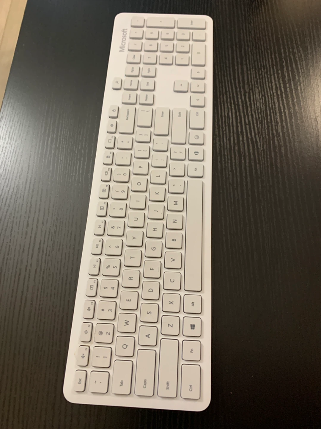 ‼️MOVING SALE‼️ (almost new) Microsoft Wireless Keyboard