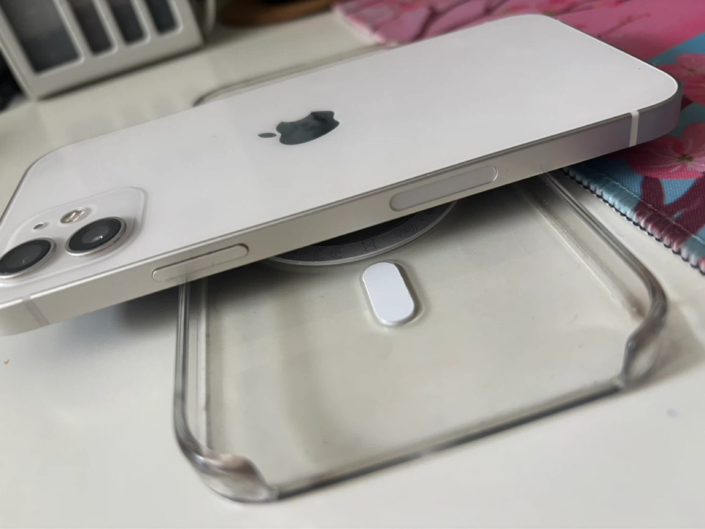 IPhone 12 -64gb - photo 4