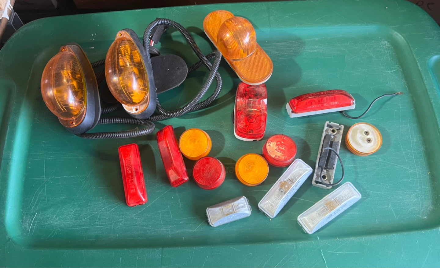 Assorted Trailer Lights