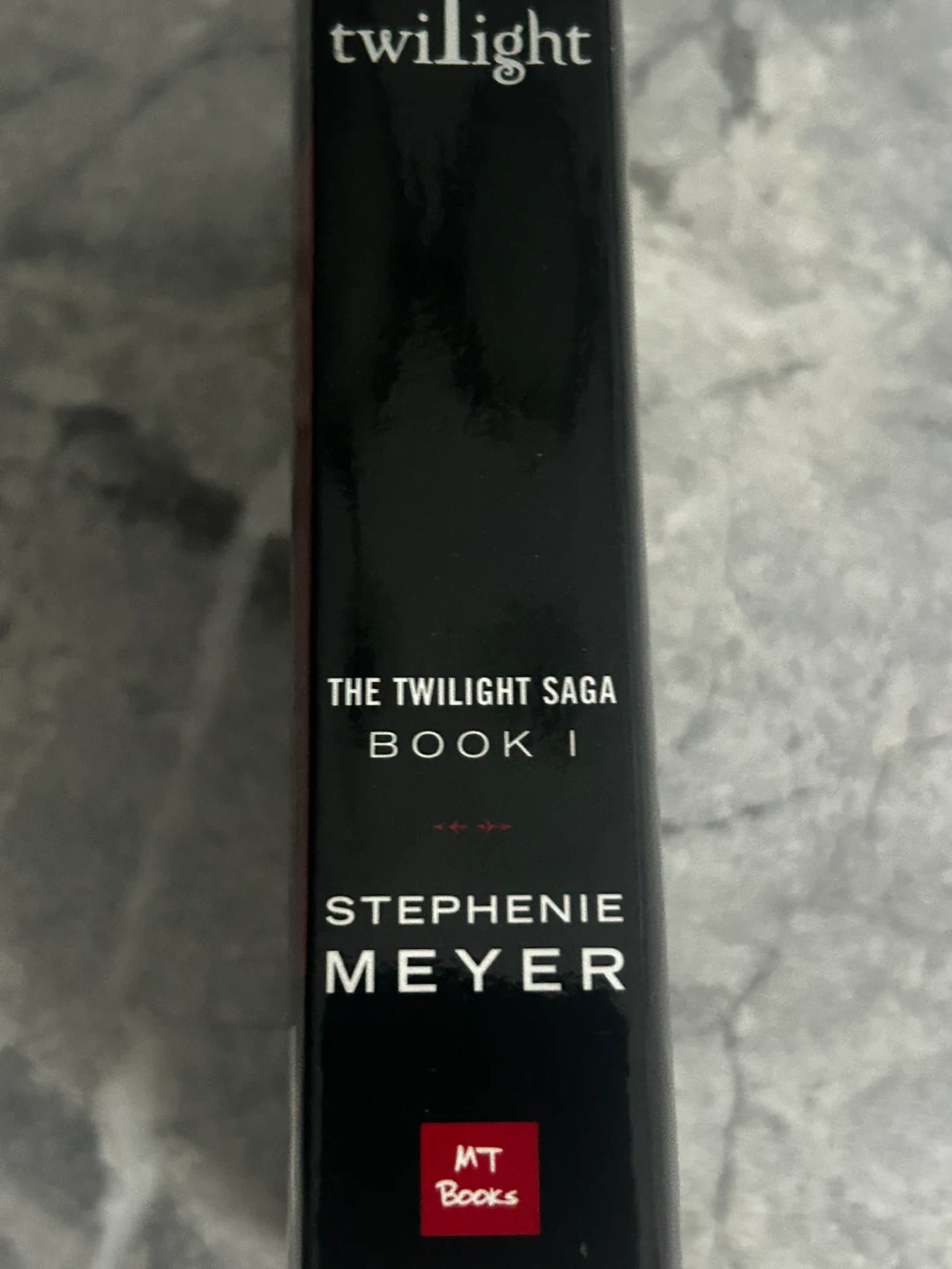 Twilight: The Twilight Saga, Book 1 by Stephenie Meyer - photo 3