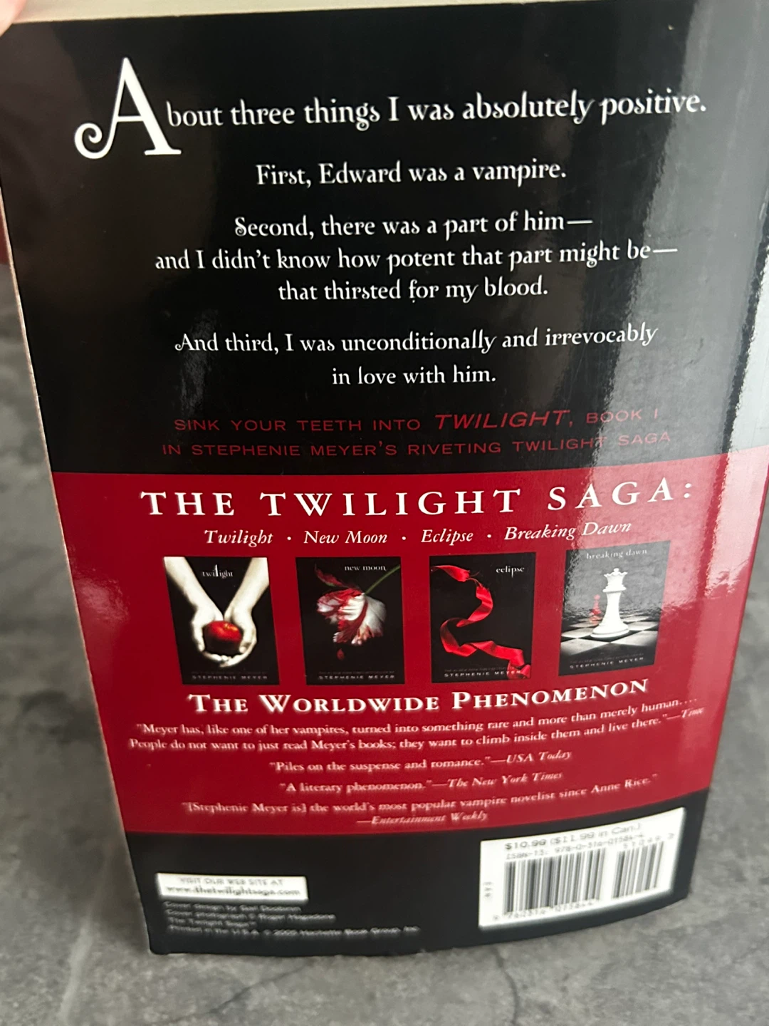 Twilight: The Twilight Saga, Book 1 by Stephenie Meyer - photo 2
