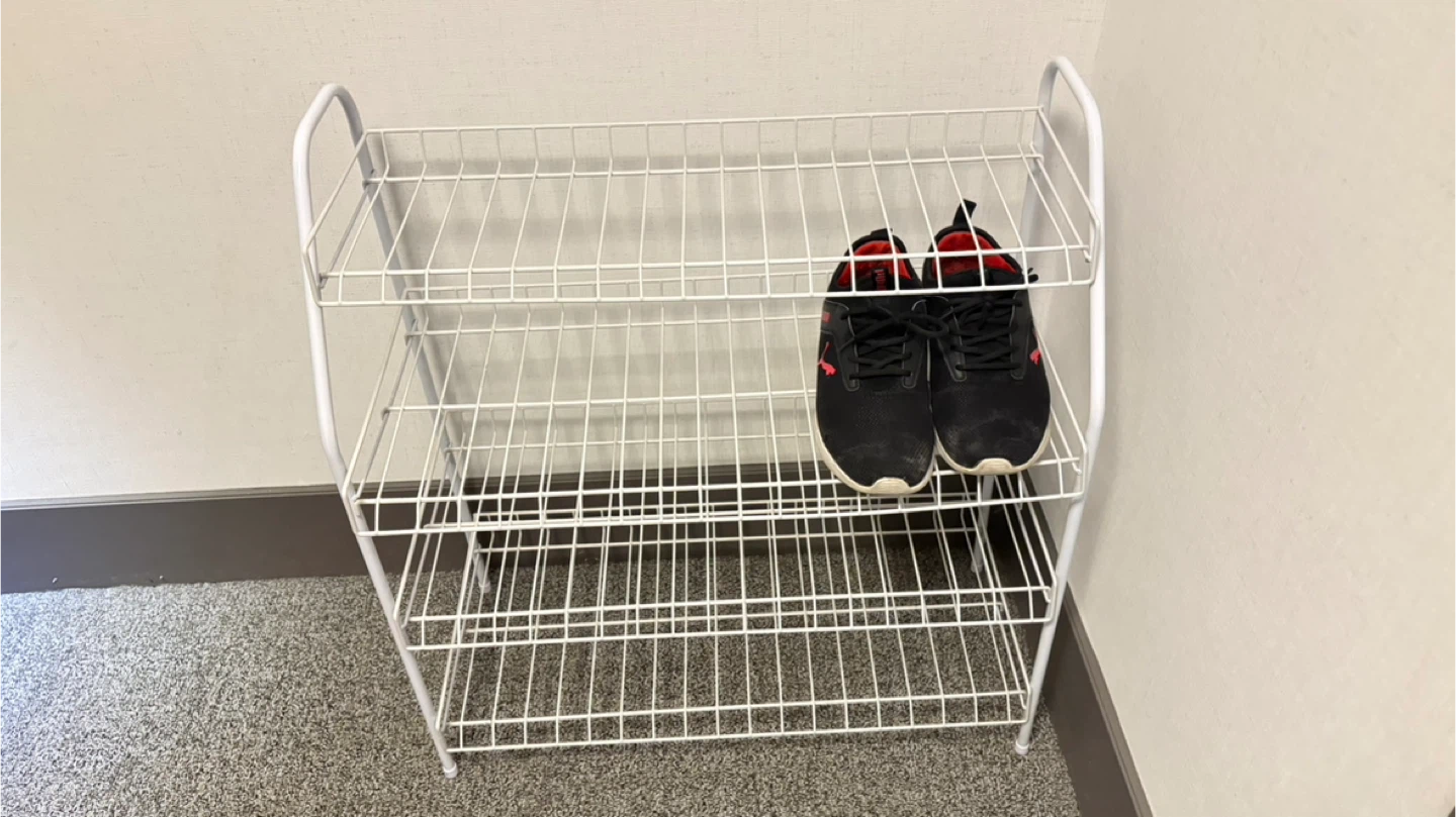 White 4-Tier Wire Shoe Rack - photo 2