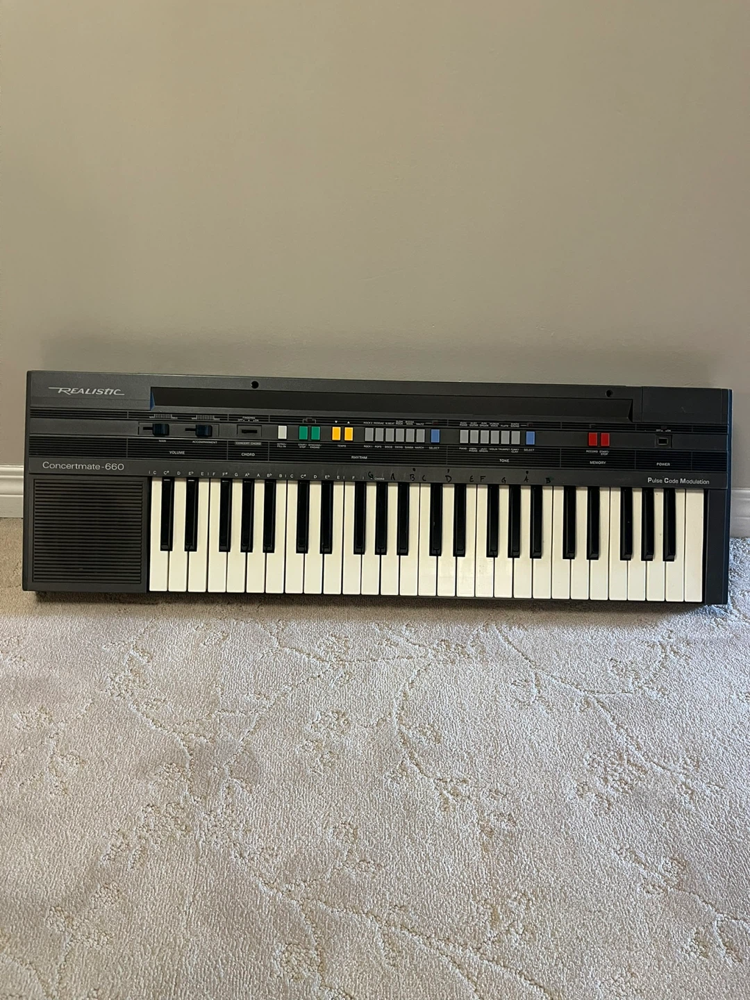 Realistic Concertmate 660 Electronic Keyboard - photo 2
