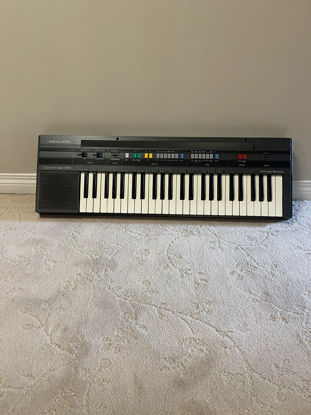 Realistic Concertmate 660 Electronic Keyboard - photo 3