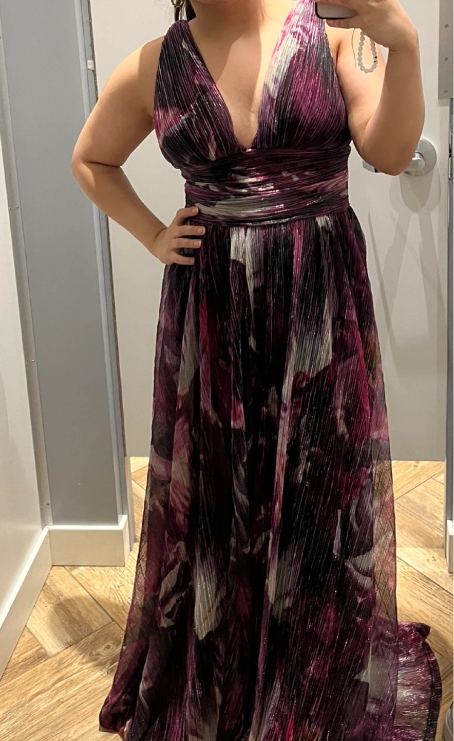 Purple V-Neck Flowy Gown Formal Attire - photo 2
