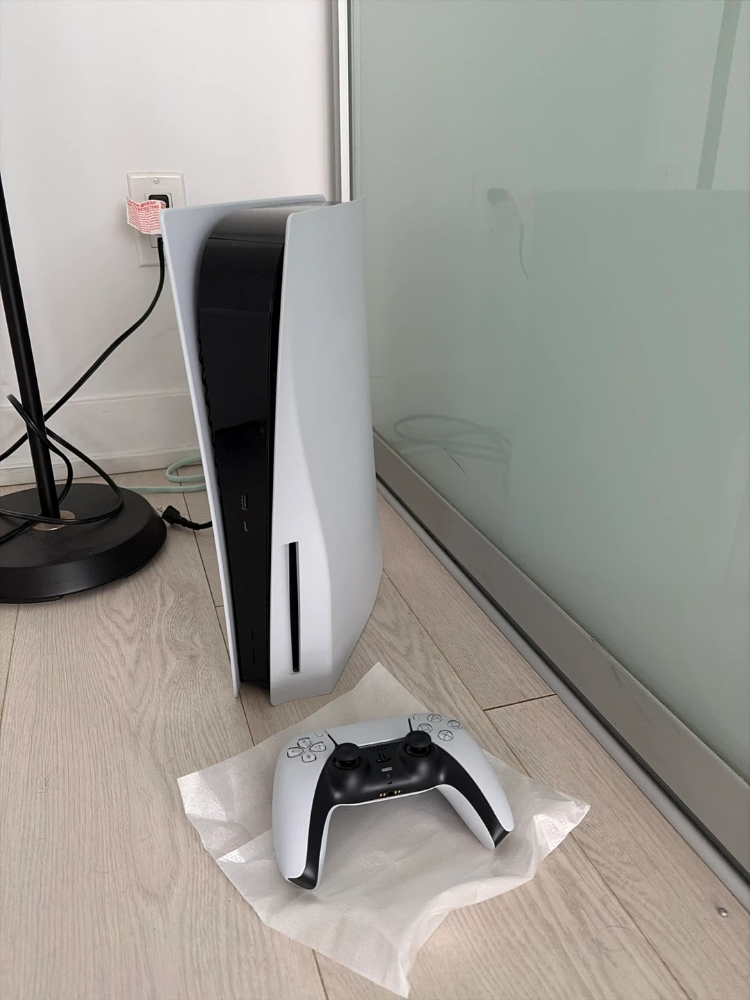 Sony PlayStation 5 disc version (PS5)