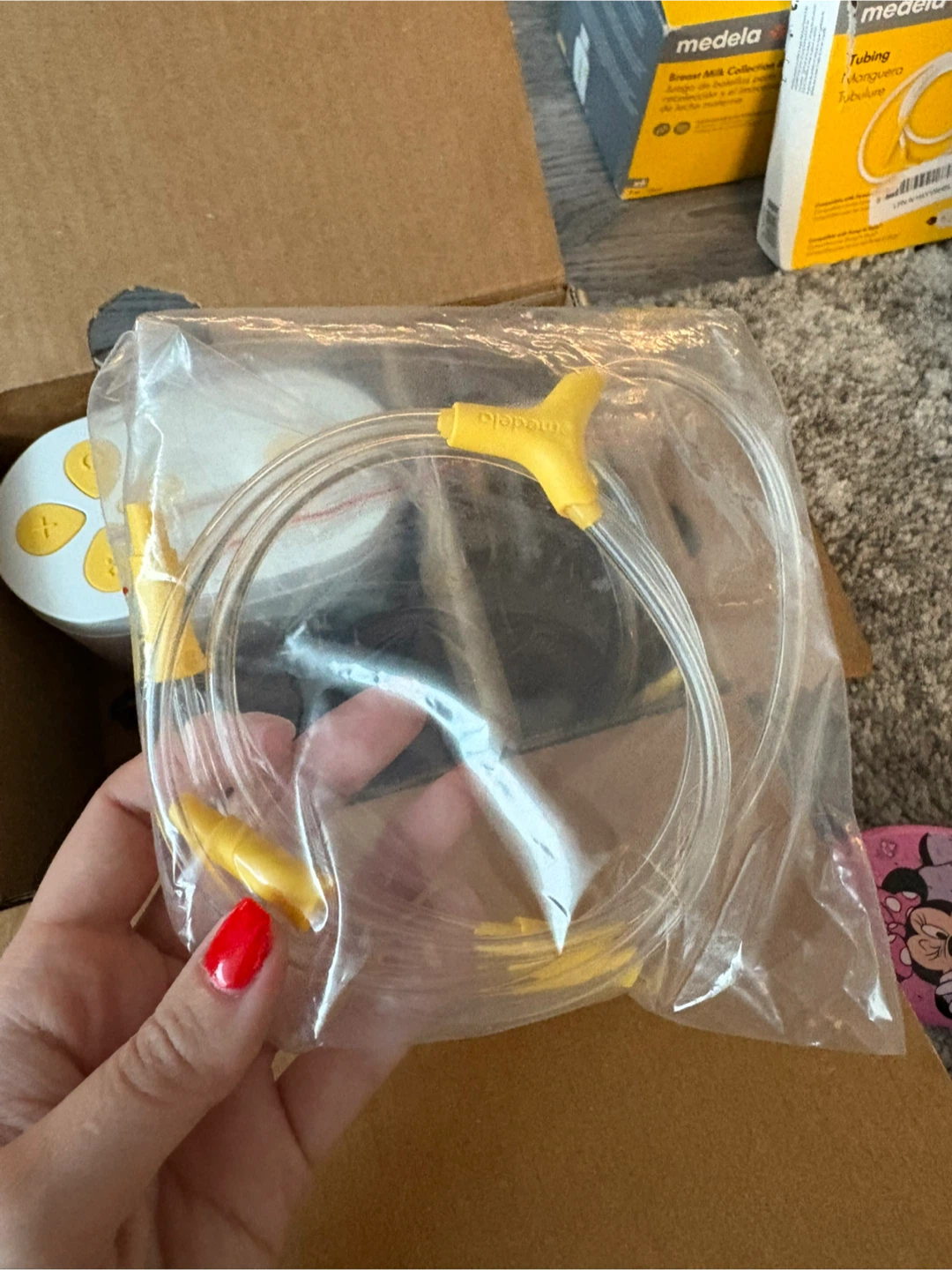 Medela Pump In Style Breast Pump Bundle - photo 4