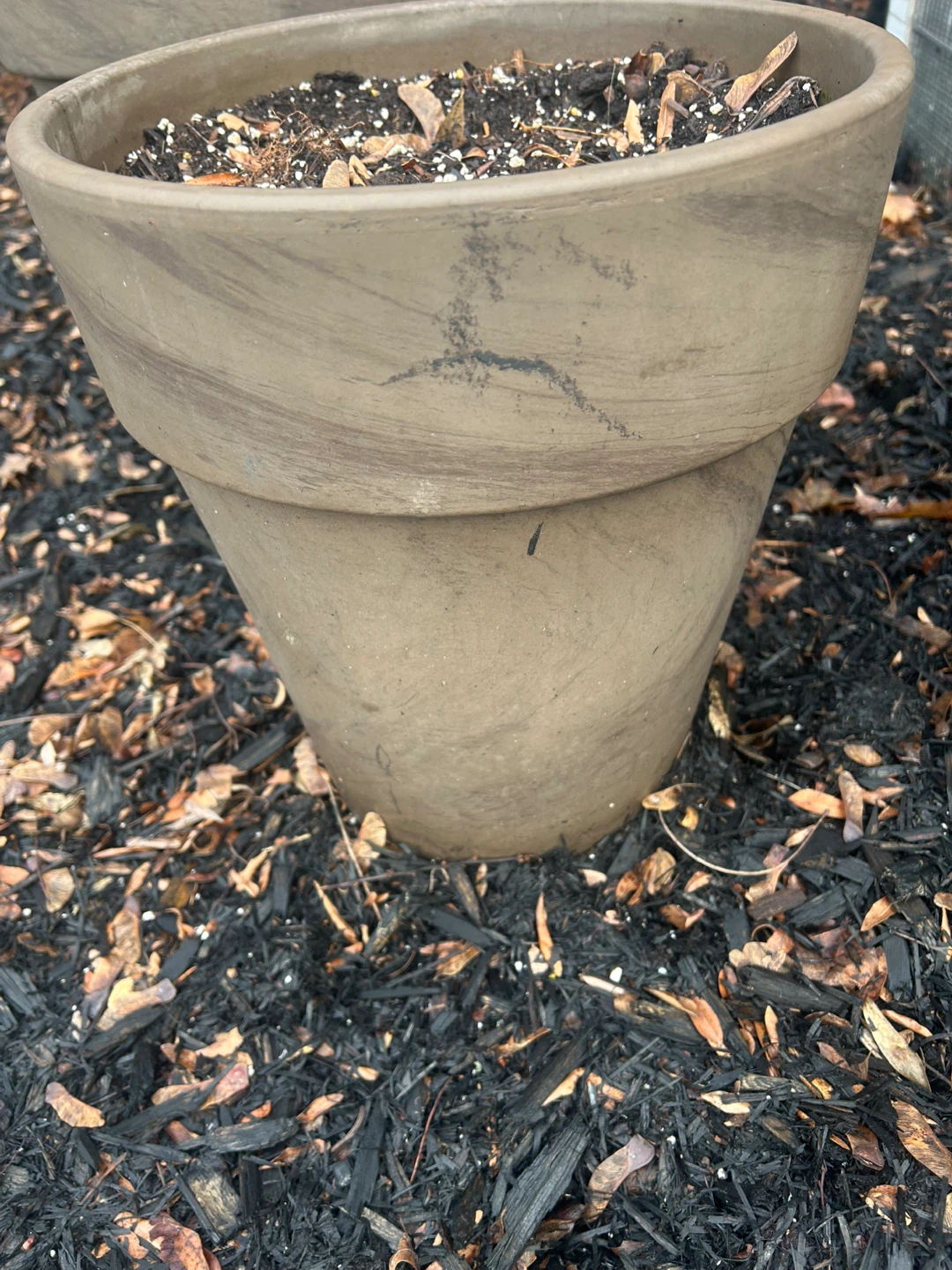 Set of 3 large brown ceramic stone planters - photo 4