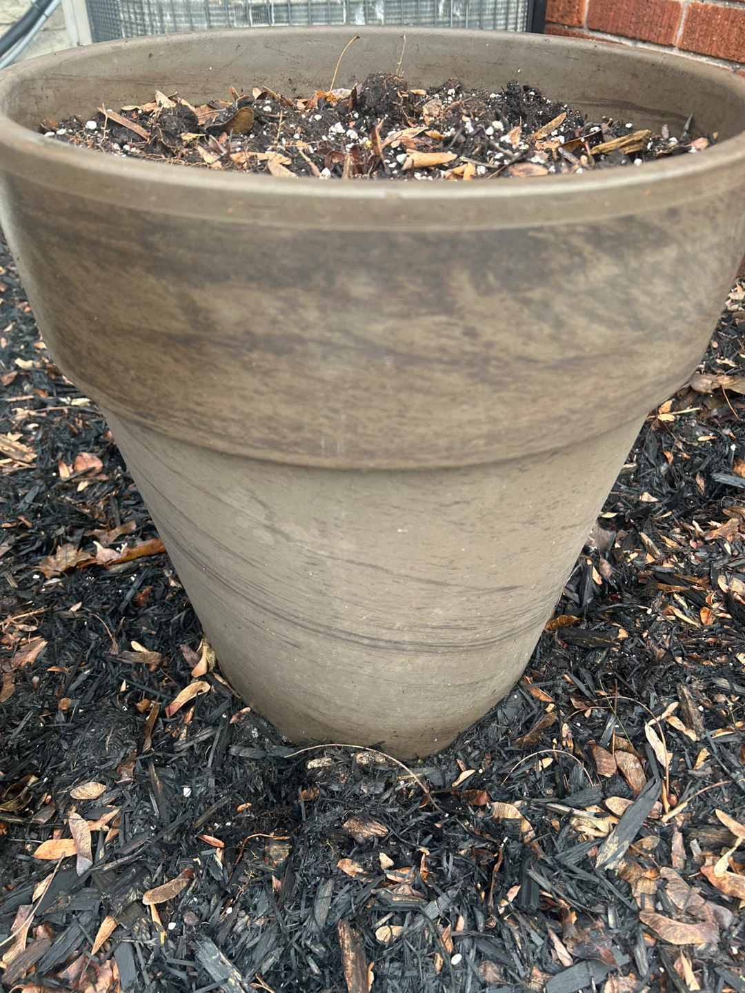 Set of 3 large brown ceramic stone planters - photo 2