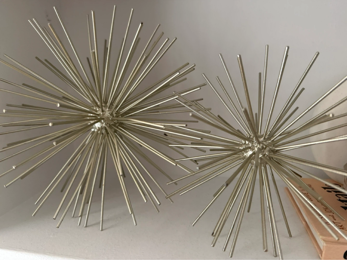 2 spiky decorative balls