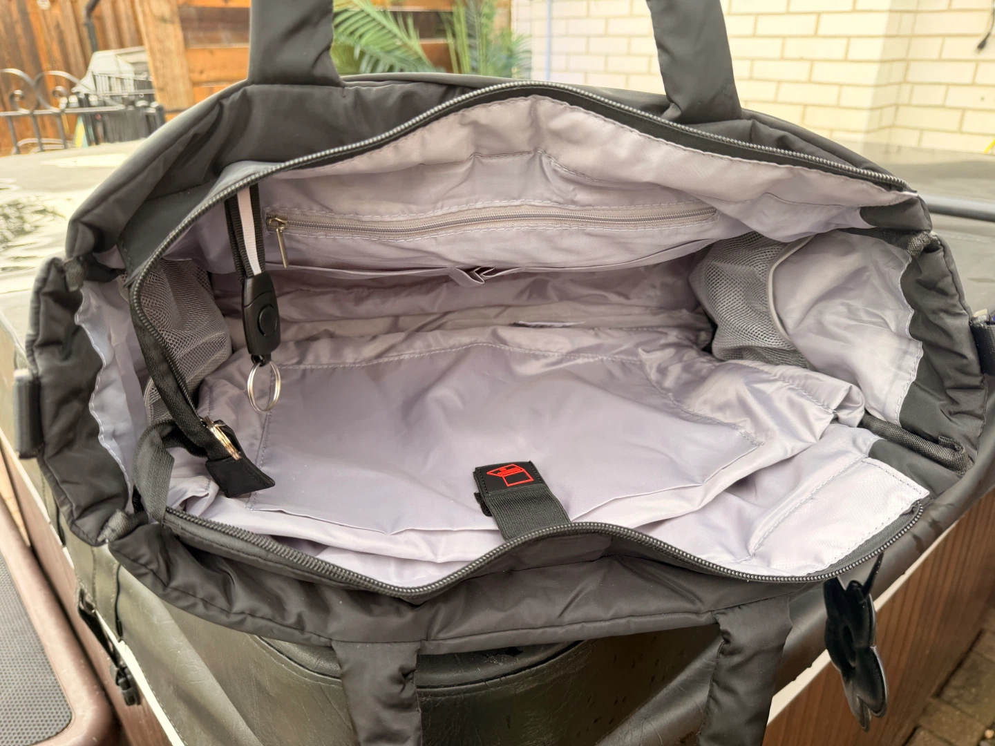Black Puffer Tote Bag with Laptop Sleeve - photo 3