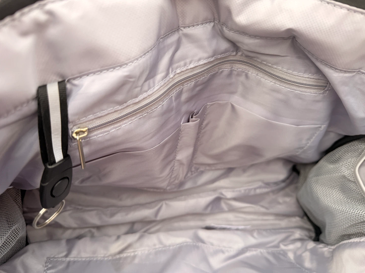 Black Puffer Tote Bag with Laptop Sleeve - photo 4