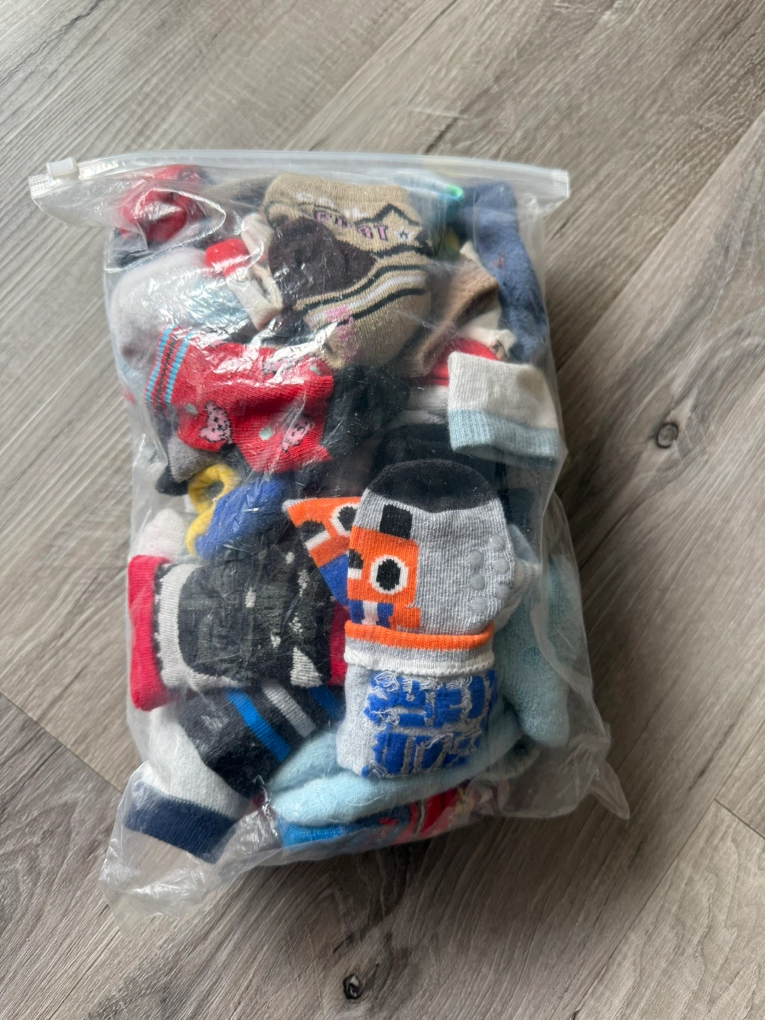 Bag of assorted toddler socks