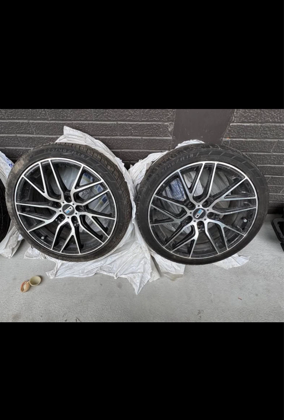 Set of 4 Car Rims and Tires 5x112 / 66.6 /225/40/18 - photo 2