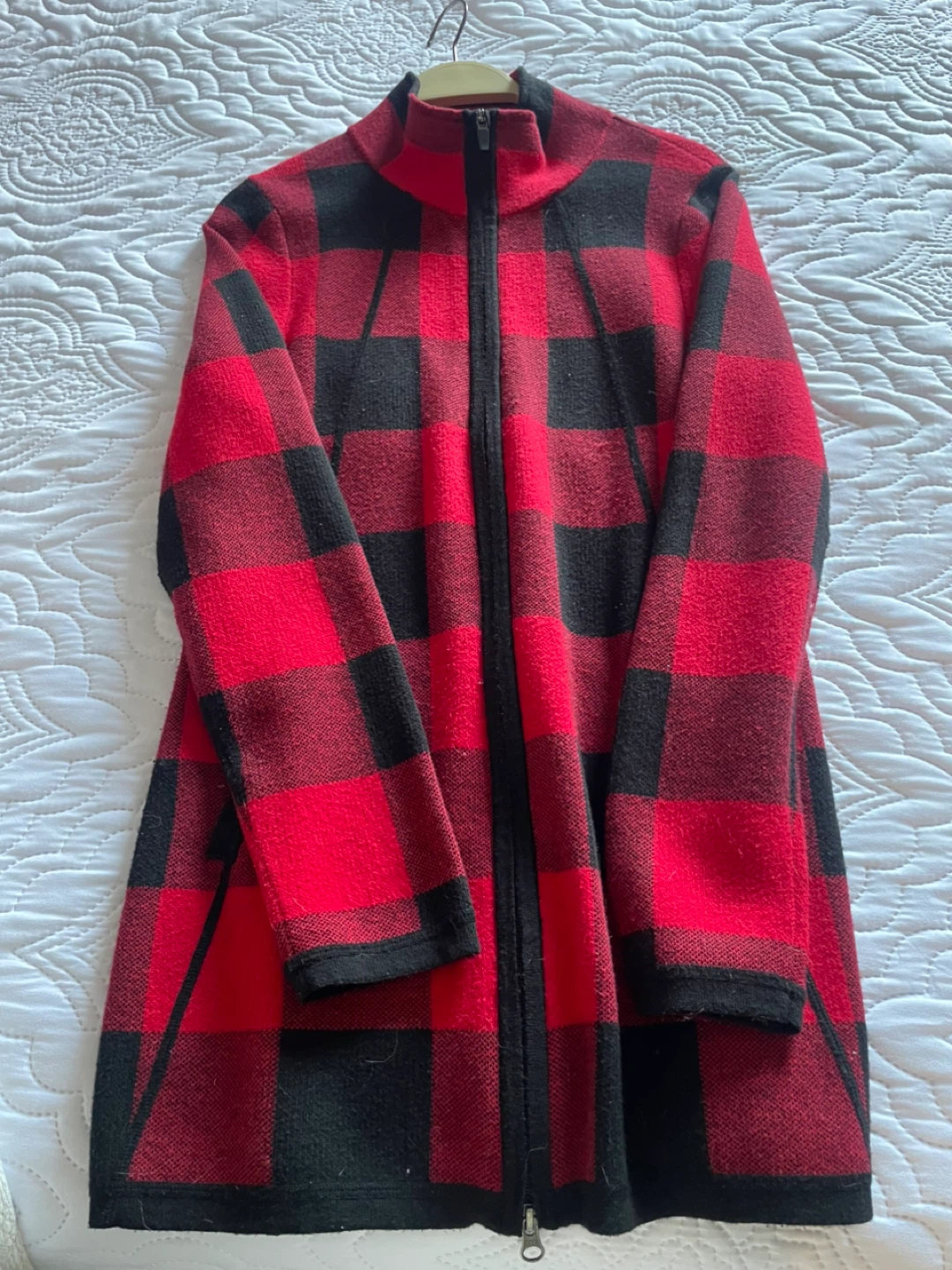 Adrienne Vittadini Zip-Up Plaid sweater Jacket