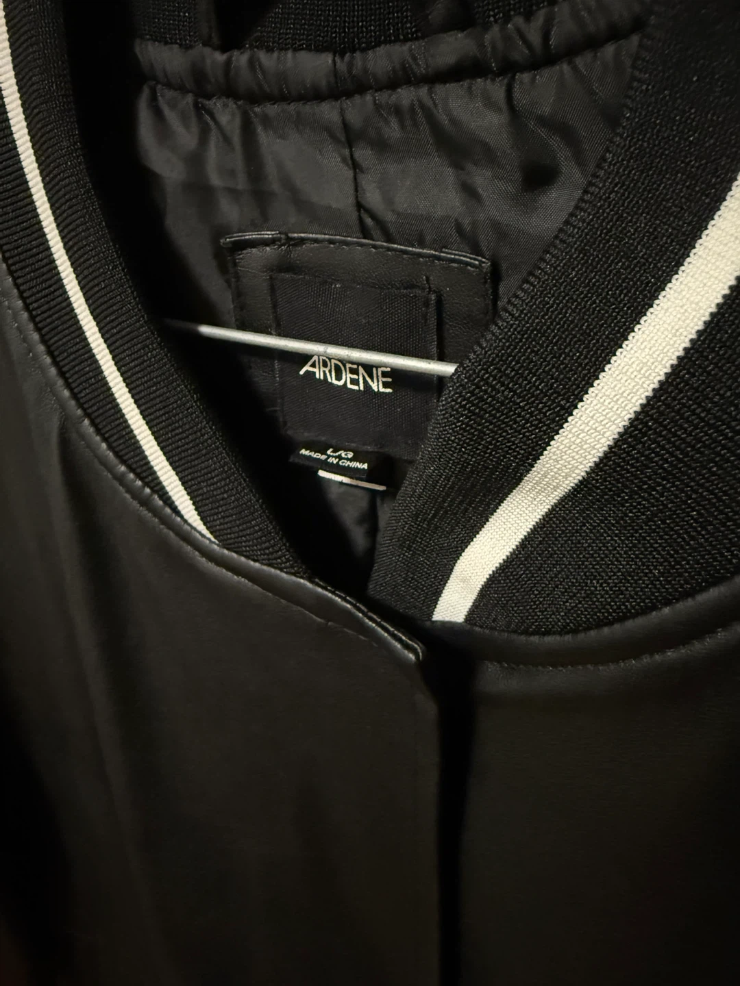 ‼️DECLUTTER‼️Ardene Faux-Leather Varsity Bomber Jacket 🖤 - photo 2