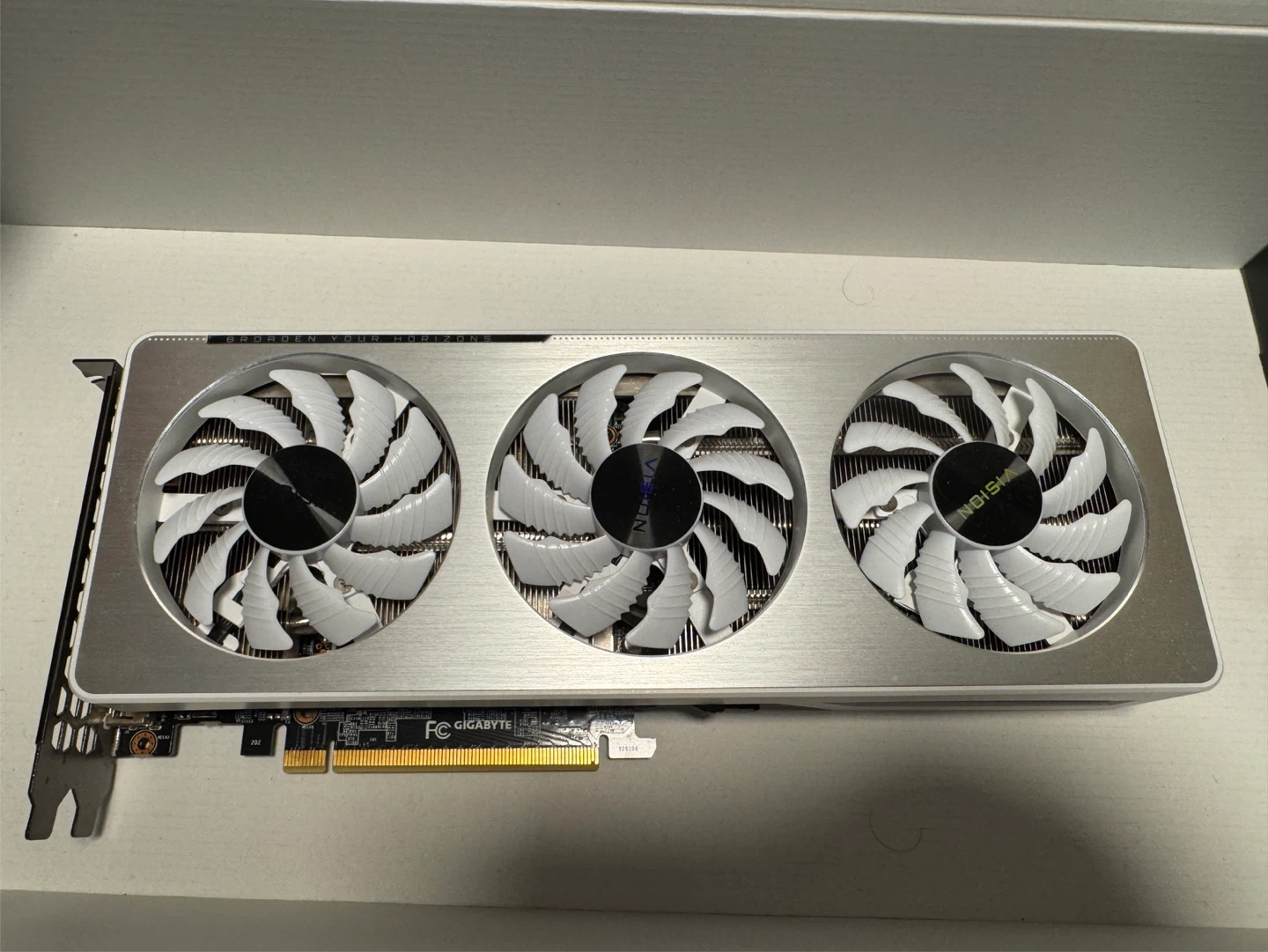 Geoforce gtx 3060 12gb ram white