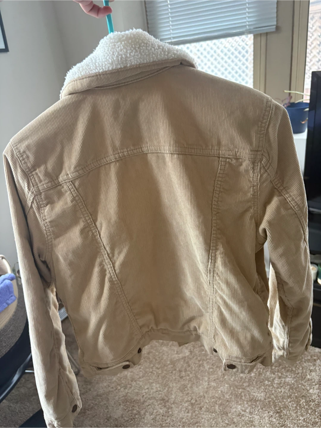 Levi's Sherpa Lined Corduroy Trucker Jacket XS - photo 2