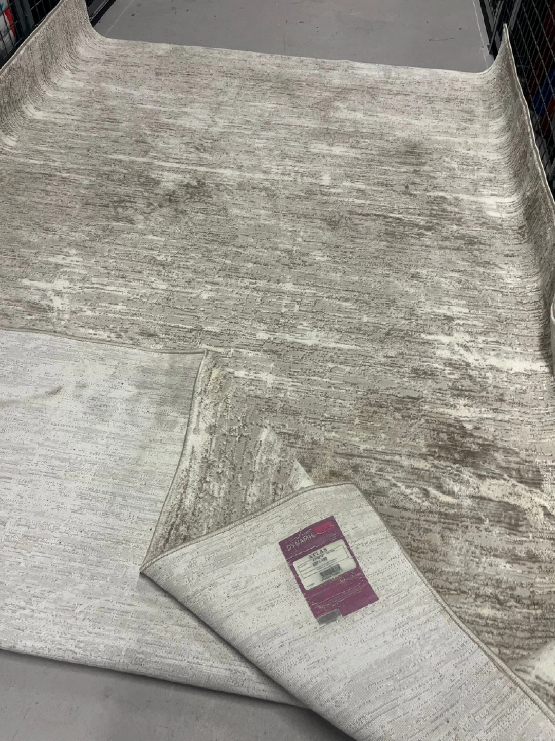 Atlas Dynamic 6'7"x9'10" Area Rug - photo 4