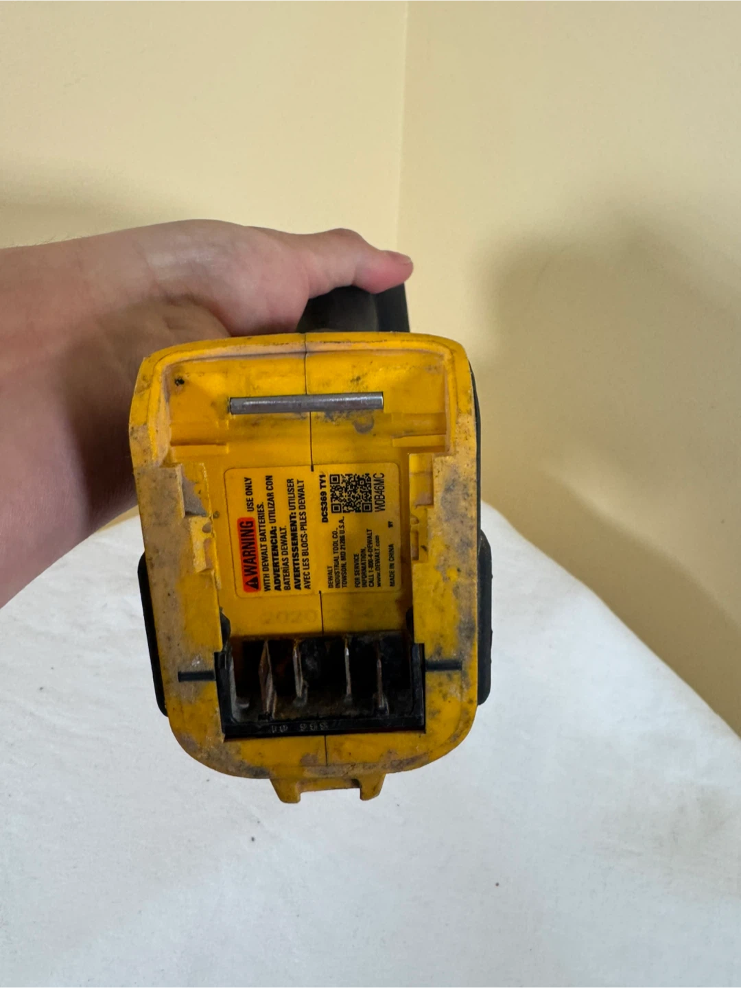 DEWALT ATOMIC DCS369 Compact Reciprocating Saw - photo 2