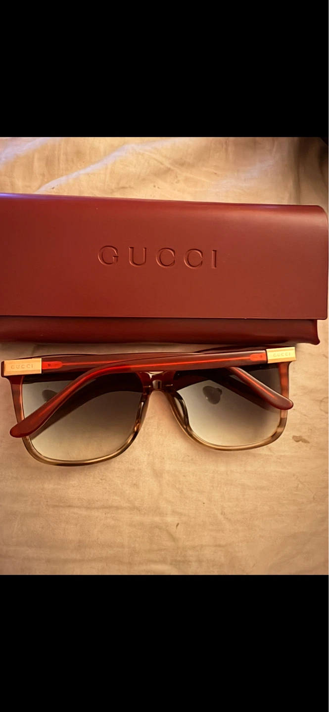 🥕Authentic Gucci Sunglasses with Case - photo 3