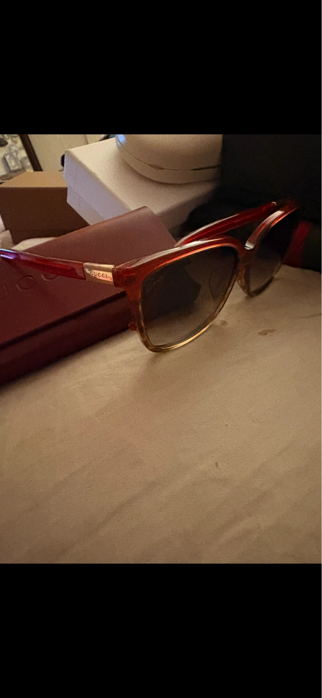 🥕Authentic Gucci Sunglasses with Case - photo 4