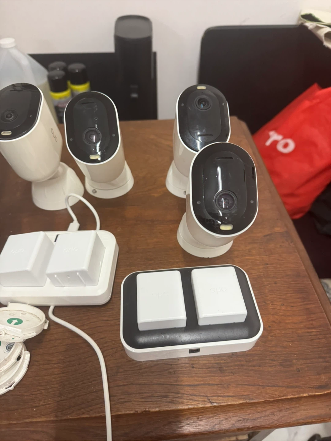 Arlo Security Camera System with Solar Panels - photo 3