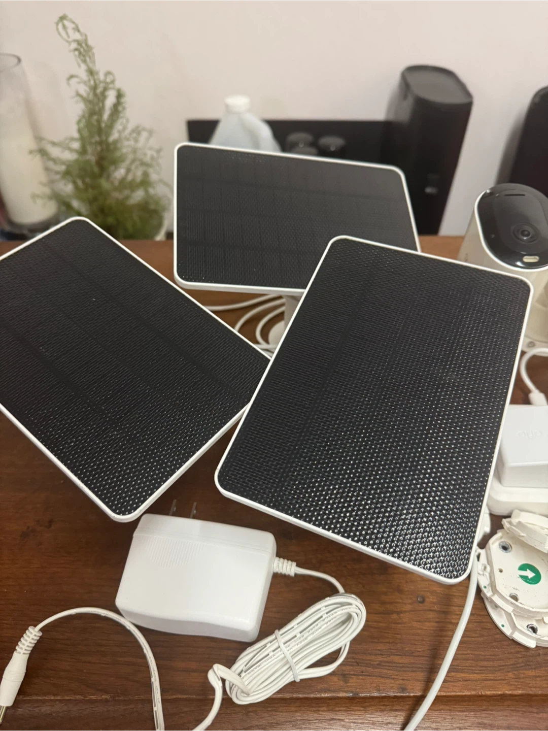 Arlo Security Camera System with Solar Panels - photo 2