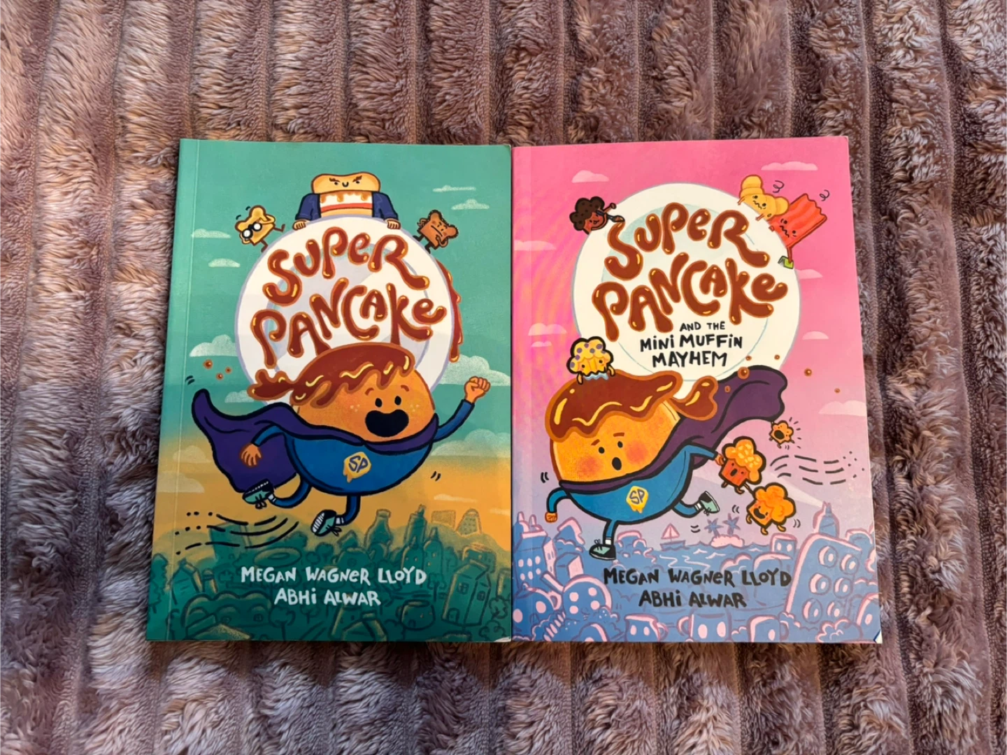 KIDS GRAPHIC NOVELS Bundle - photo 3