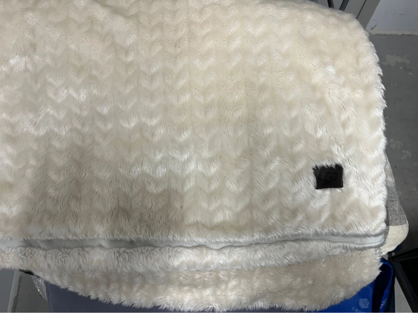 UGG Plush Throw Blanket - Cream
