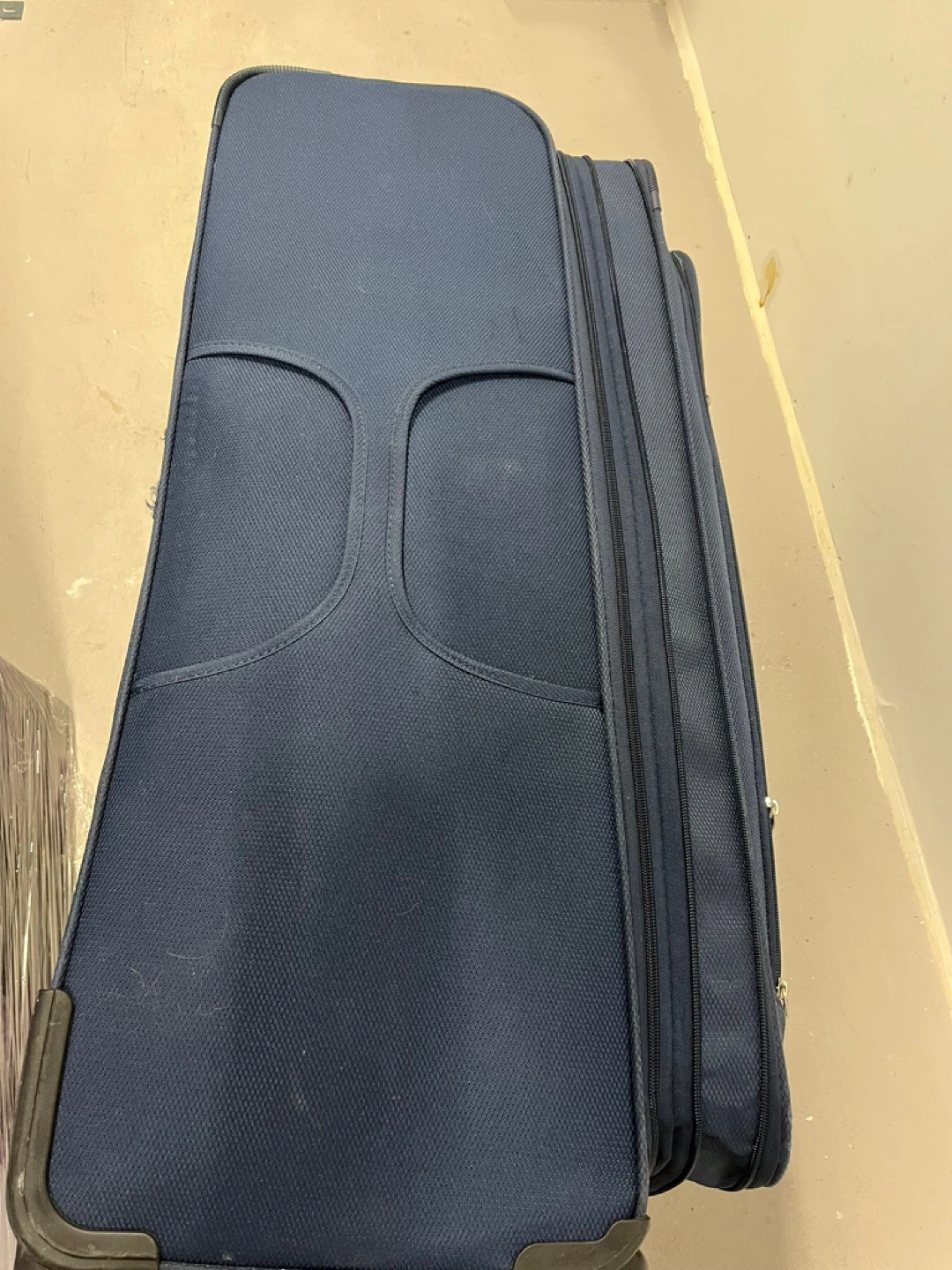 Grant Blue Softside Spinner Luggage - photo 5