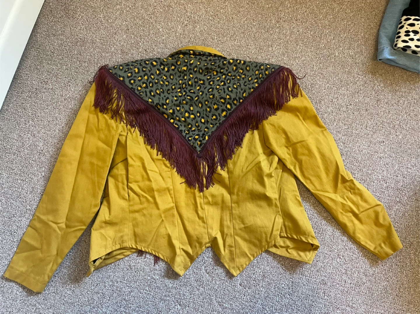 Western-Style Yellow Jacket - photo 2