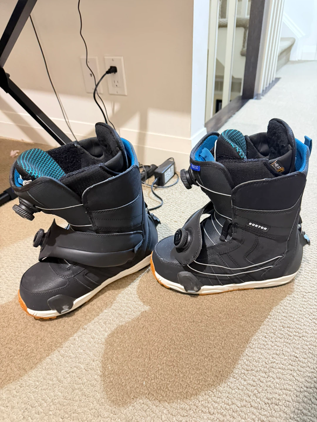 Burton Imprint 3 Snowboard Boots - Size 9W - photo 2