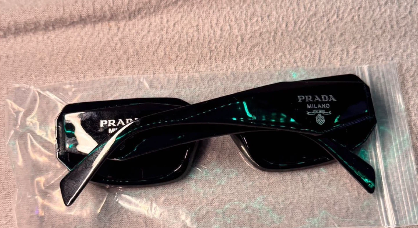 Prada Sunglasses - photo 4