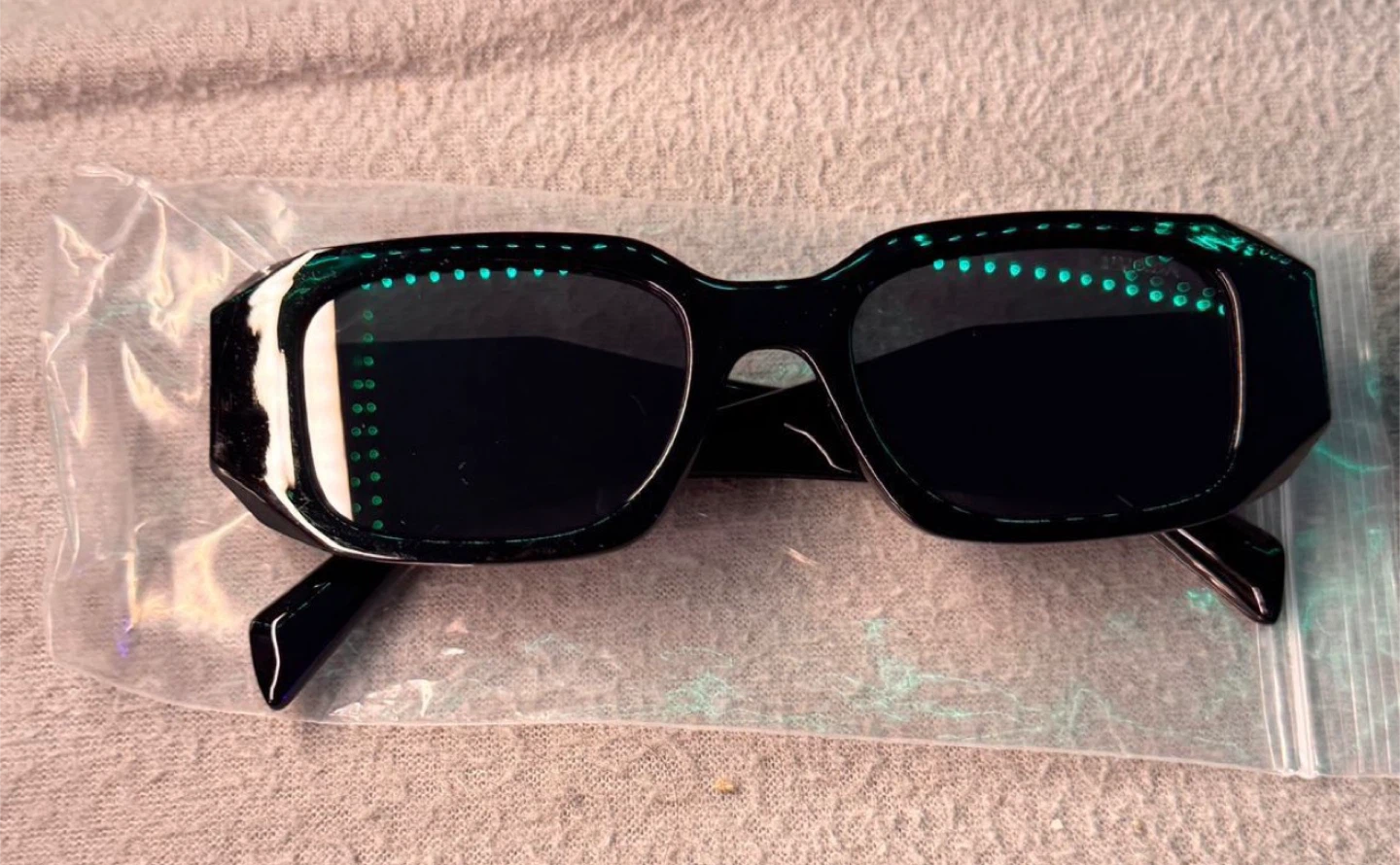 Prada Sunglasses - photo 3