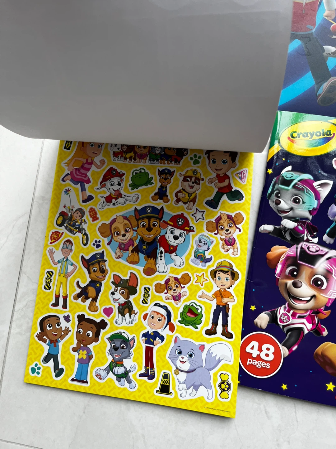 Paw Patrol Sticker Pad, Colouring Book, and Activity Set - photo 4
