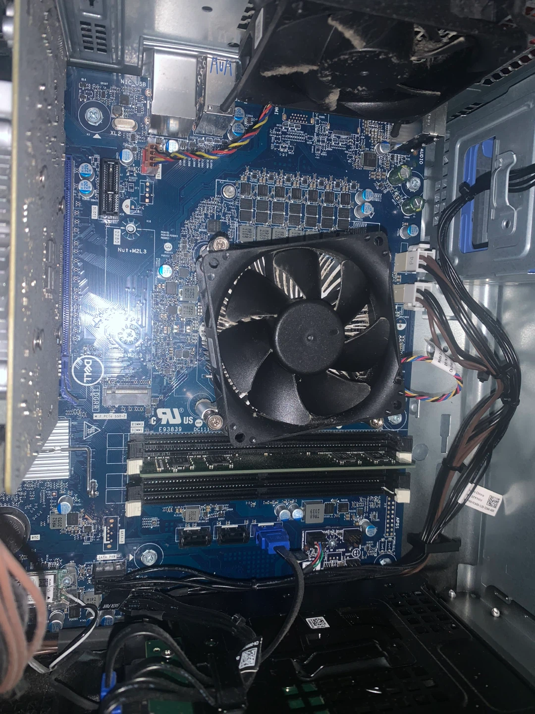 Dell G5000 Gaming Computer - photo 2