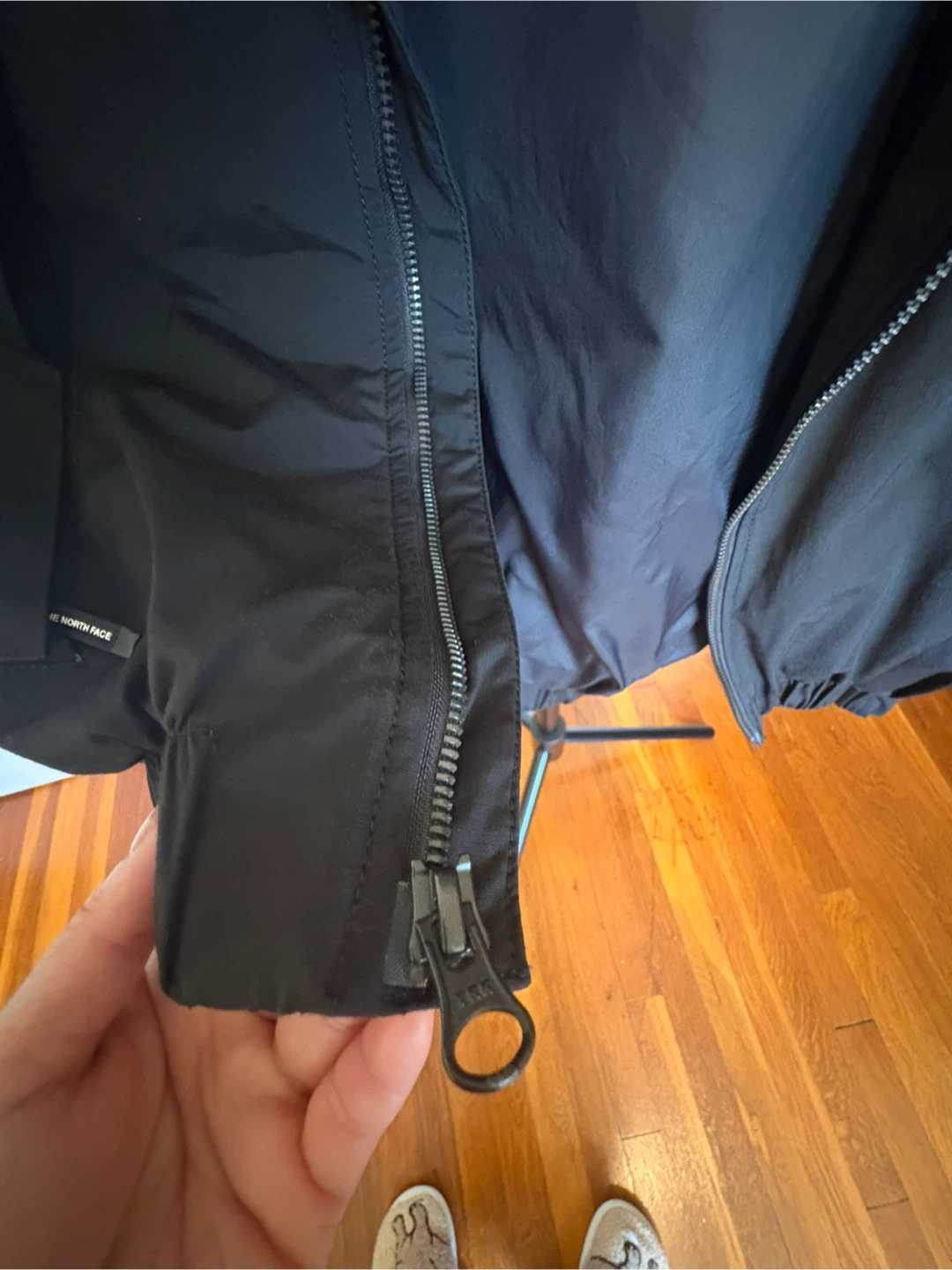 The North Face Black Cropped Jacket Size S/85 - photo 5