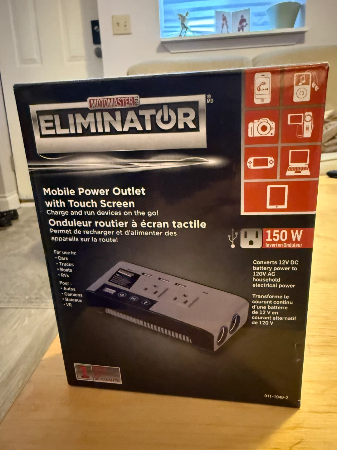 Motomaster Eliminator Mobile Power Outlet with Touch Screen