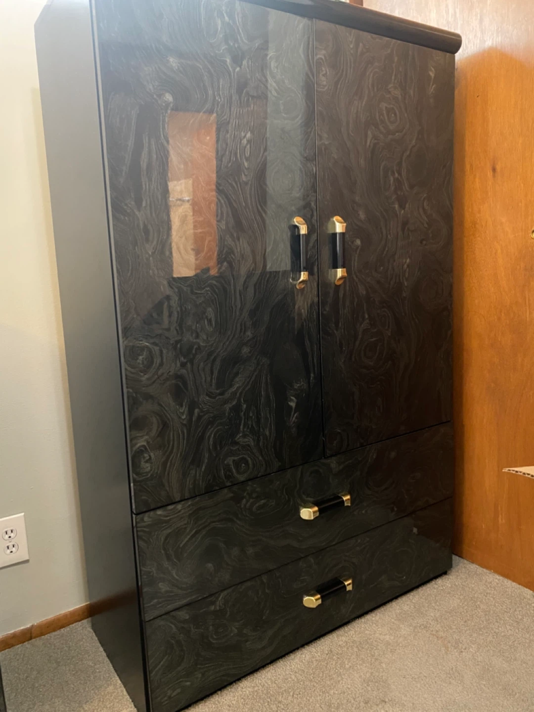 Leather Living Room $100- bedroom $100- dining table $50 - photo 3
