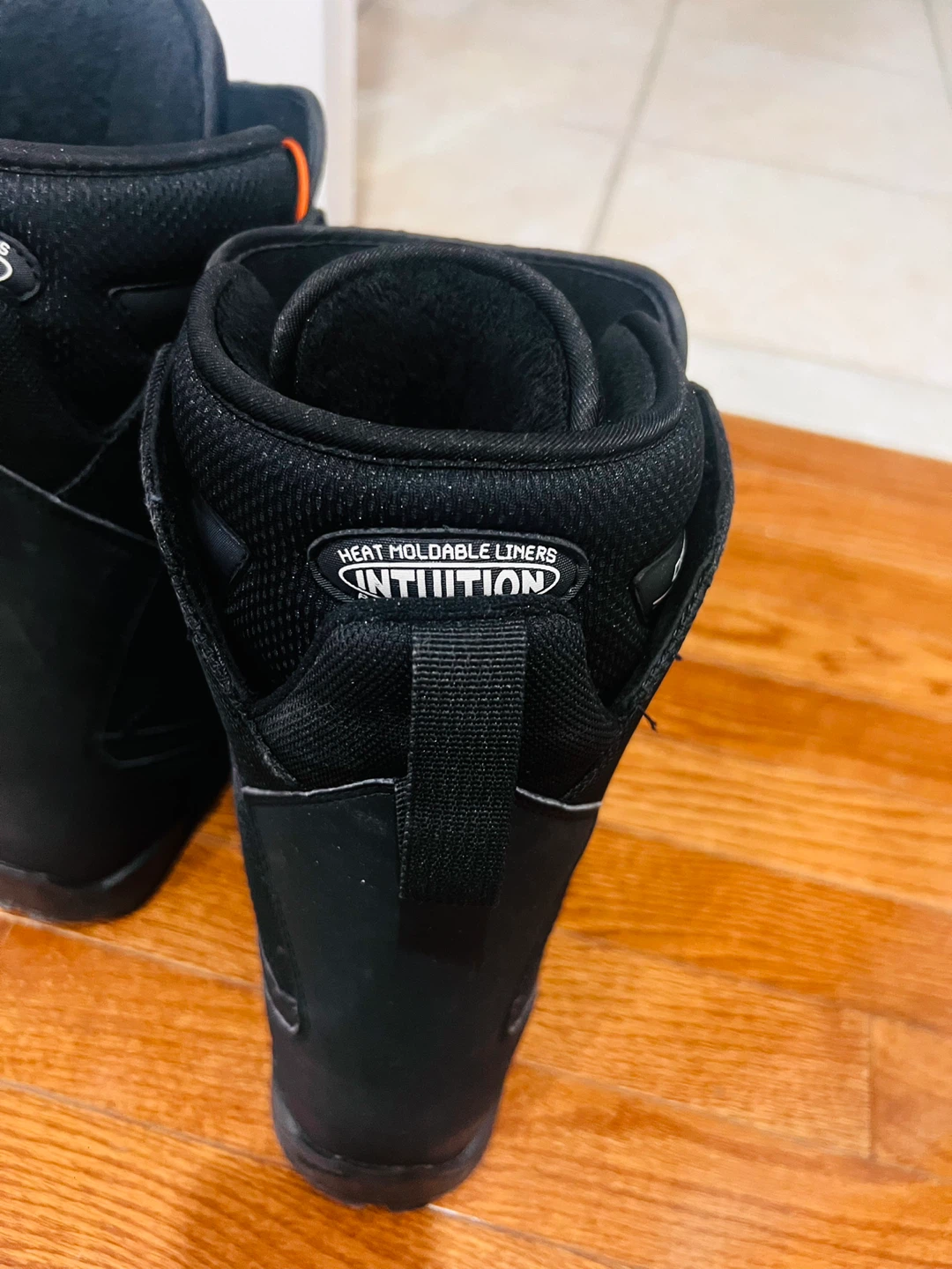 Women Snowboard Boots size 7 - photo 2