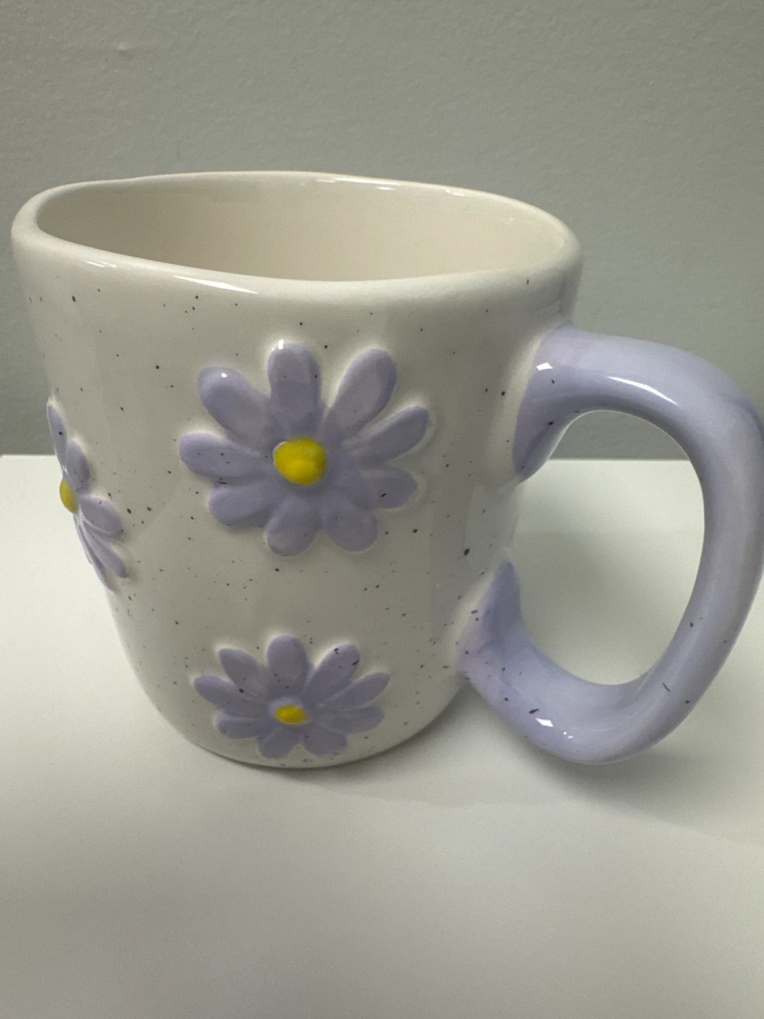 White Ceramic Mug with Purple Daisies - photo 4