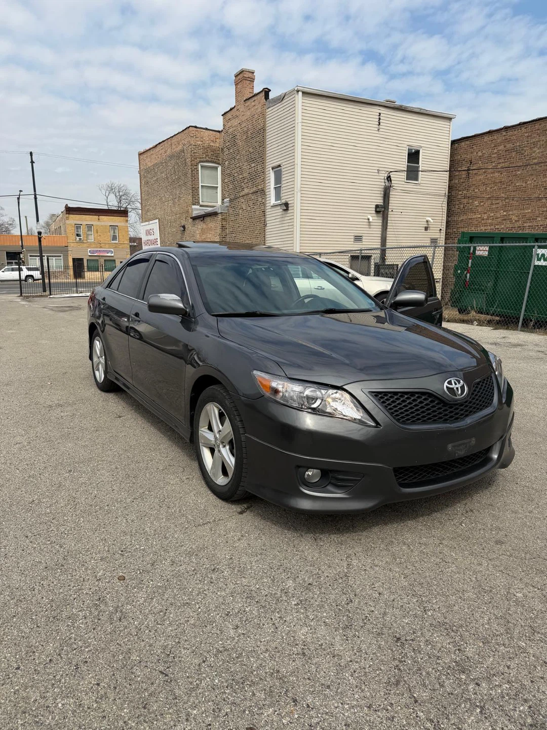 2011 Toyota Camry Sedan - photo 2