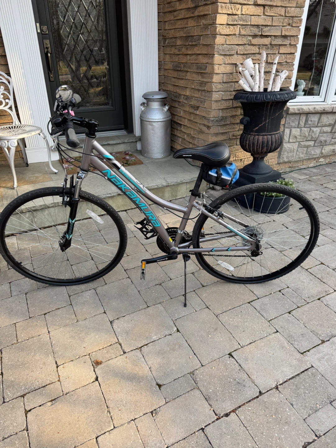 Nakamura Women's Royal 700c Hybrid Bike, 18 Speed