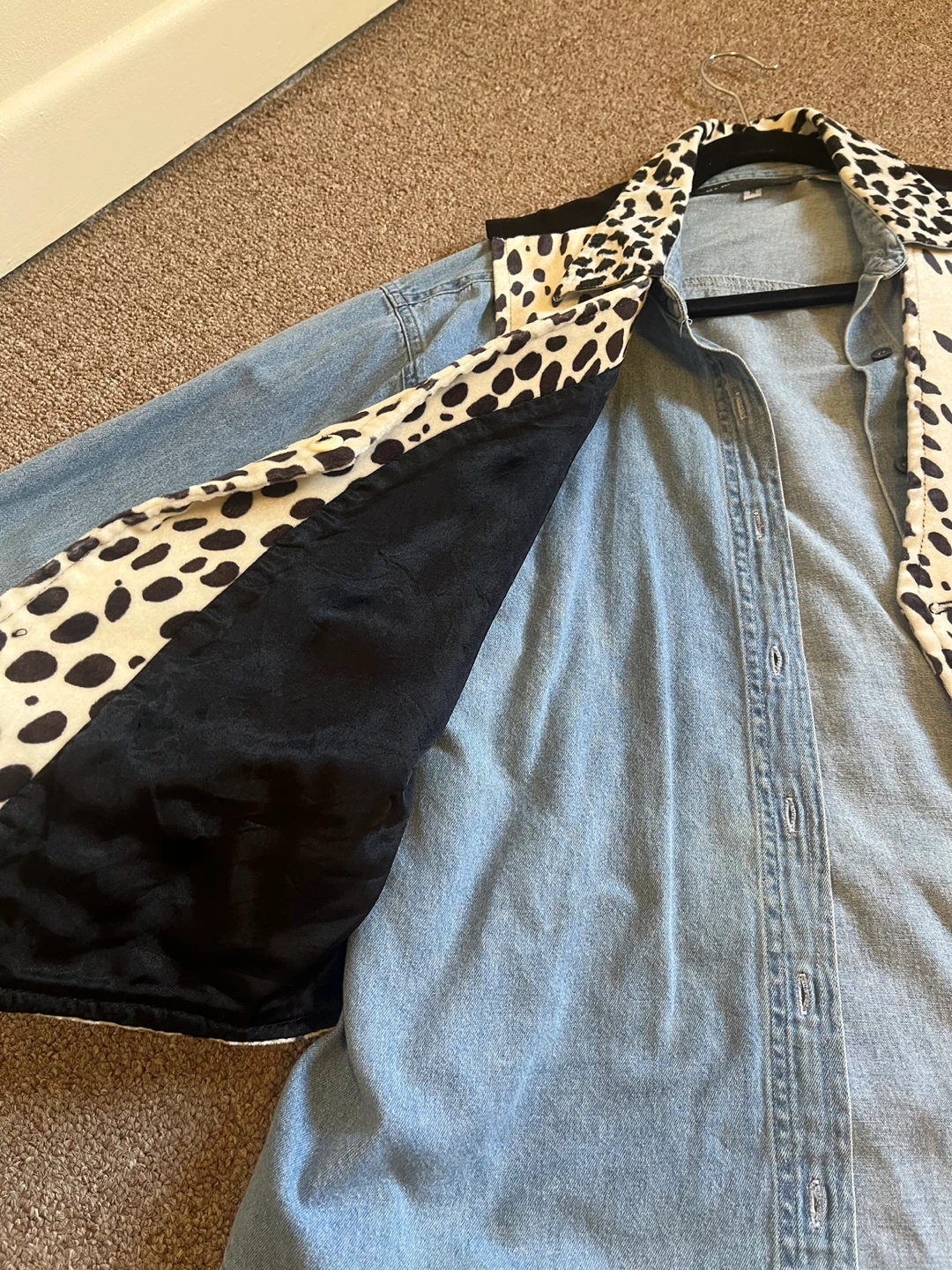Long Sleeves with Vest-Dalmatian Print - photo 3