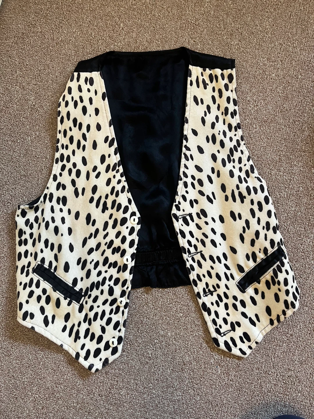 Long Sleeves with Vest-Dalmatian Print - photo 5
